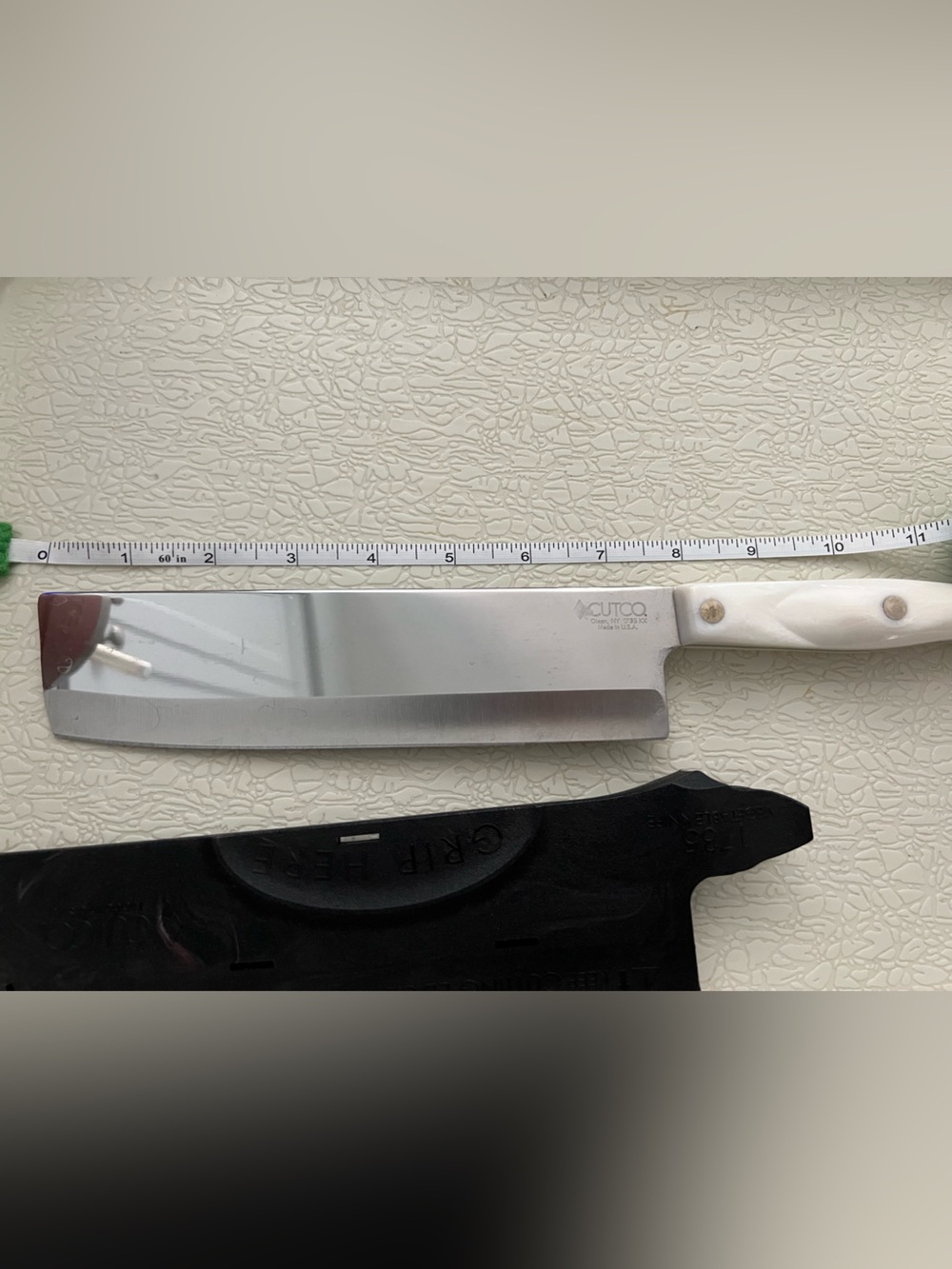 White Cutco Vegetable Knife #1735 with the original sleeve - Picture 5 of 5